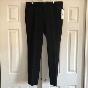 NWT - Lauren Ralph Lauren "Adele" Straight Leg Pant (Black, Size 14W)